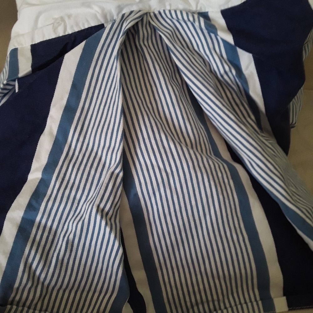 Pittery Barn Kid's Bed Skirt /Dust Ruffle